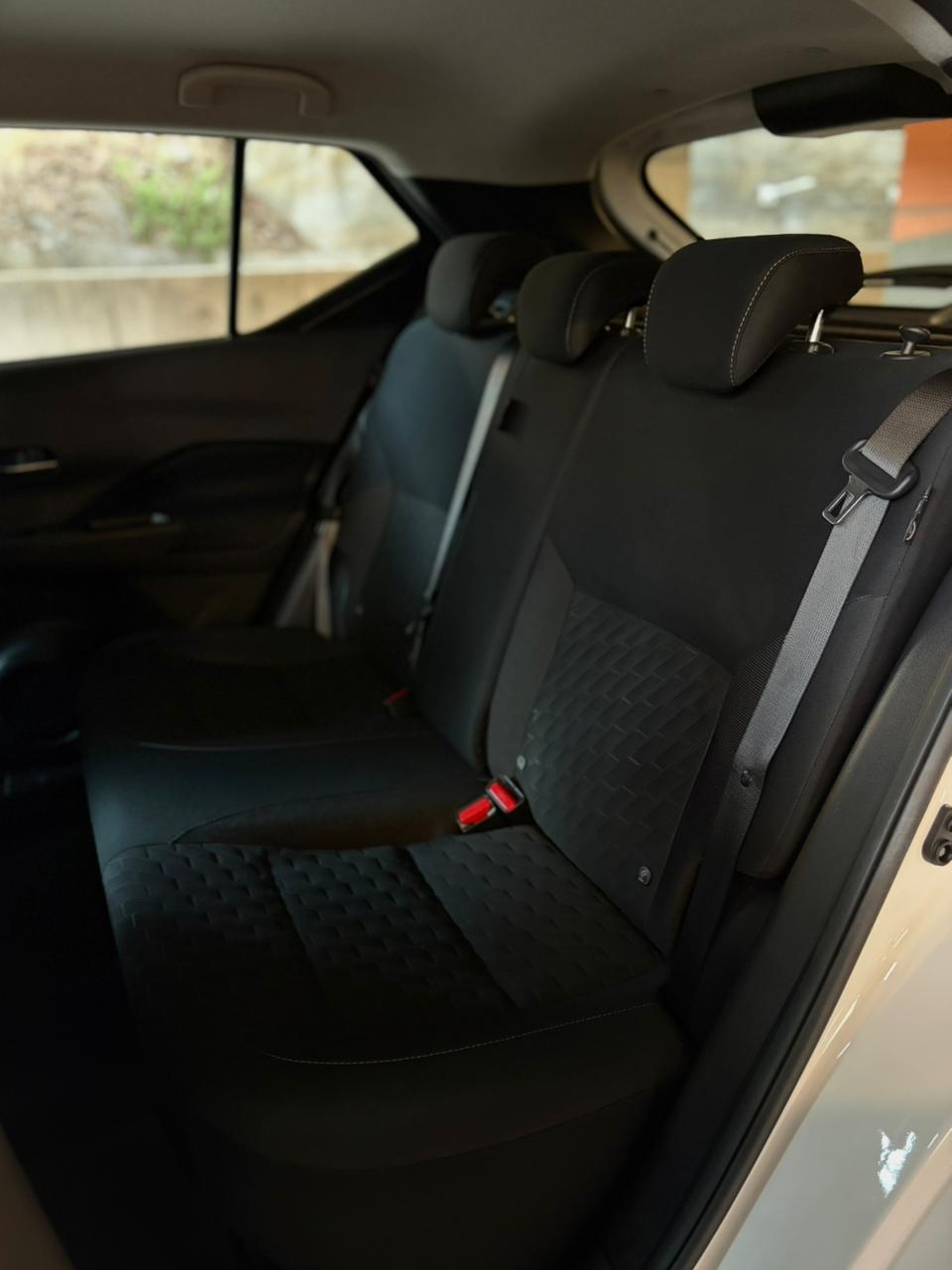 NISSAN Kicks Advance 2024