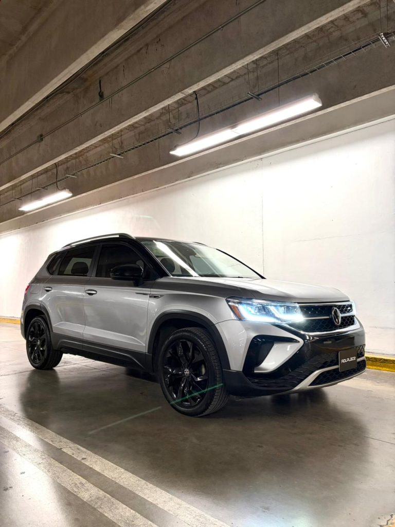 Volkswagen Taos Highline 2023