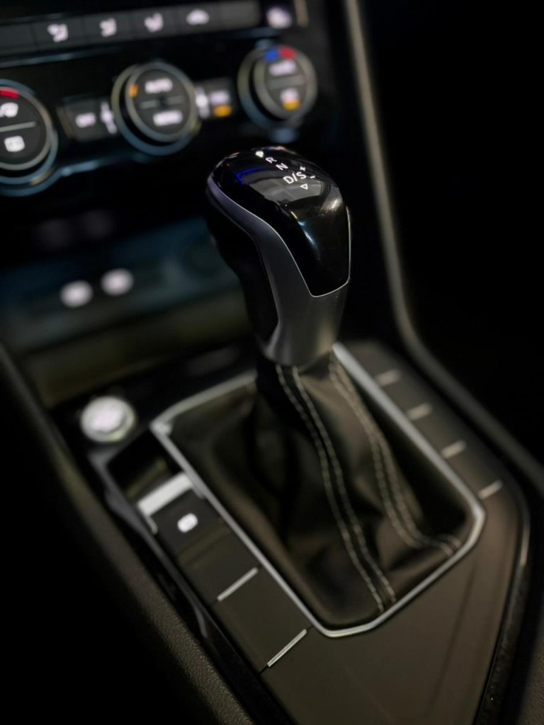 Volkswagen Taos Highline 2023