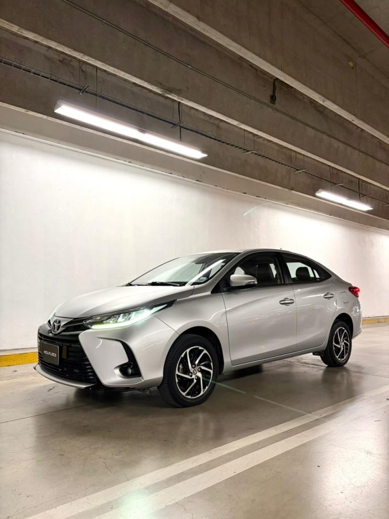 Toyota Yaris S Sedan 2022