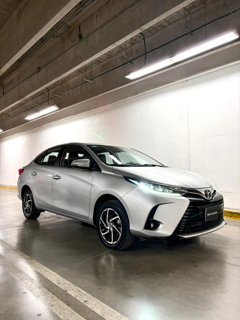 Toyota Yaris S Sedan 2022