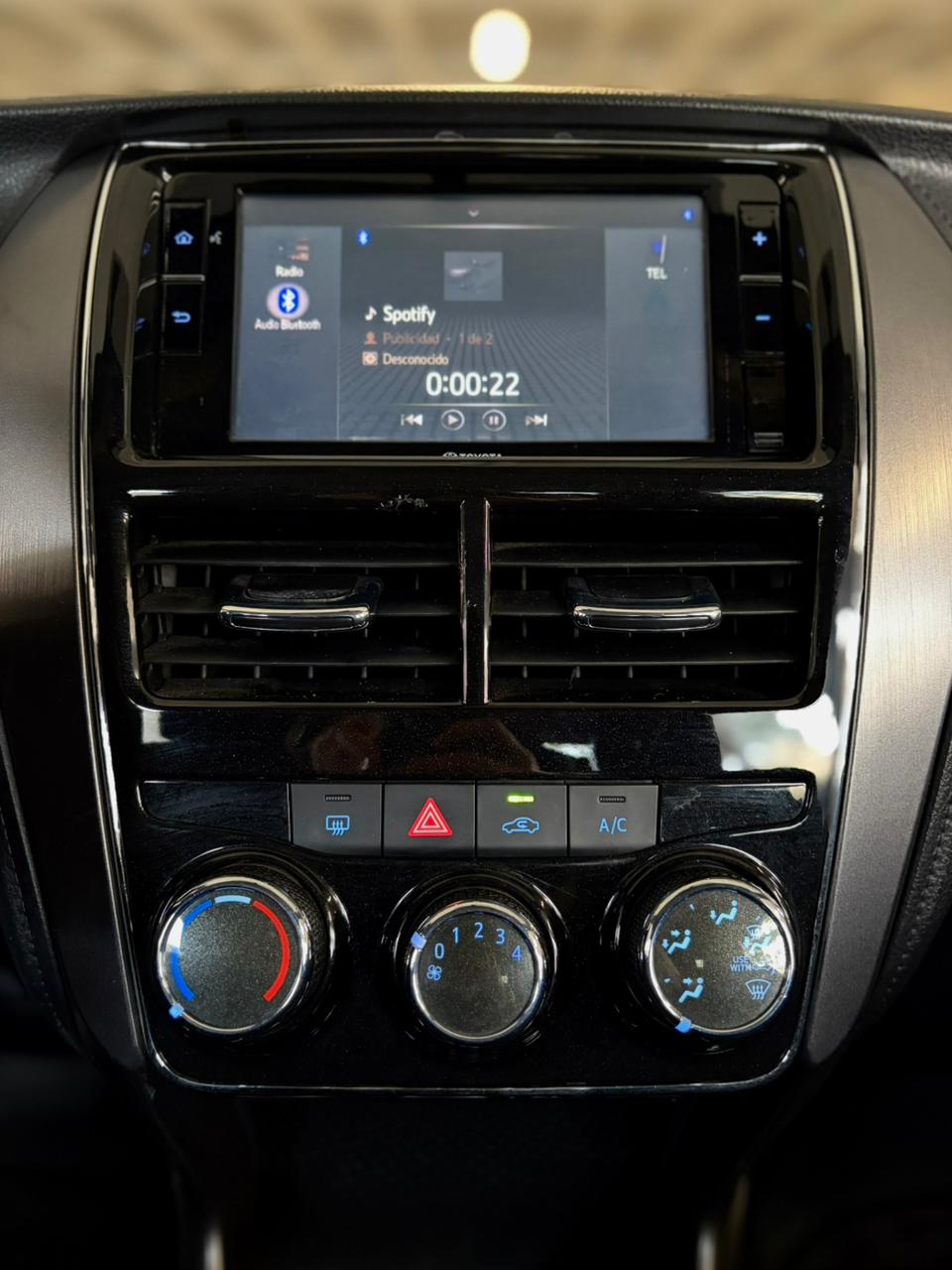 Toyota Yaris S Sedan 2022