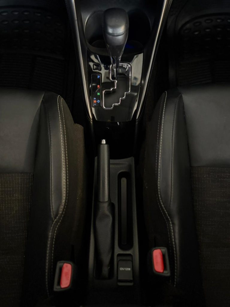 Toyota Yaris S Sedan 2022